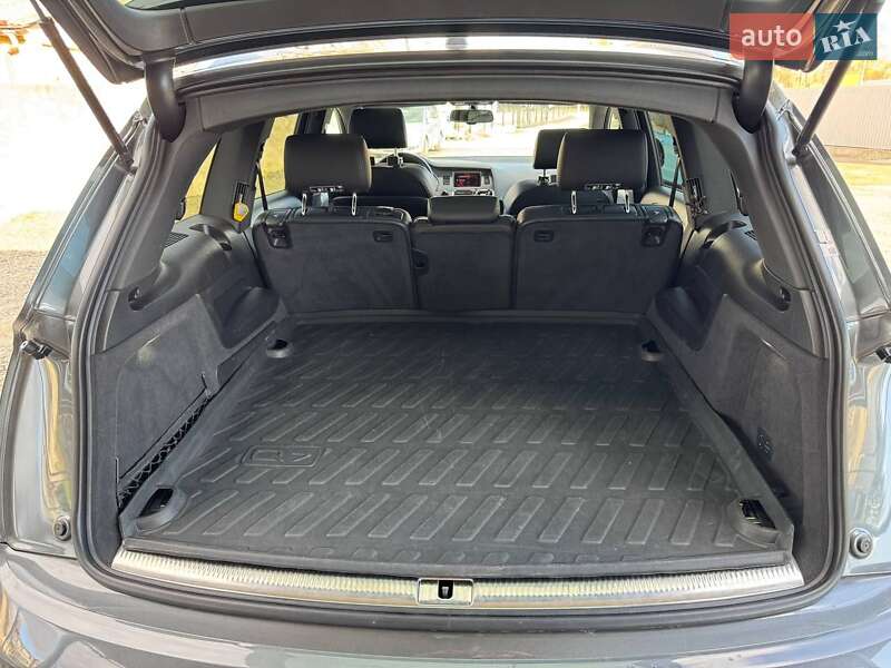 Внедорожник / Кроссовер Audi Q7 2007 в Луцке