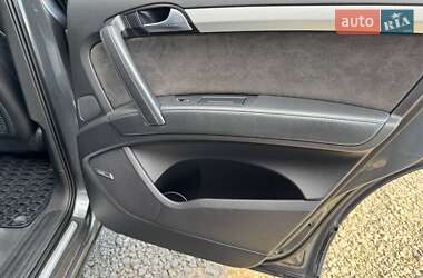 Внедорожник / Кроссовер Audi Q7 2007 в 