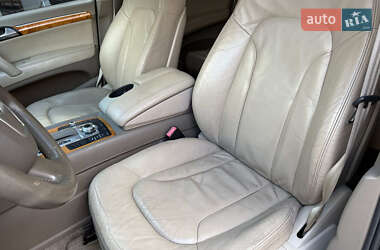 Внедорожник / Кроссовер Audi Q7 2007 в 