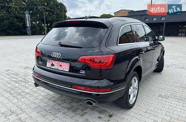 Внедорожник / Кроссовер Audi Q7 2013 в 