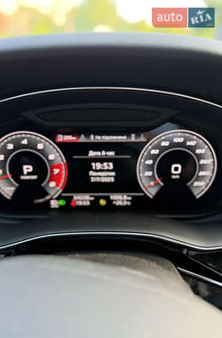 Внедорожник / Кроссовер Audi Q7 2021 в 