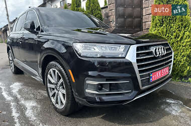 Внедорожник / Кроссовер Audi Q7 2017 в Ровно