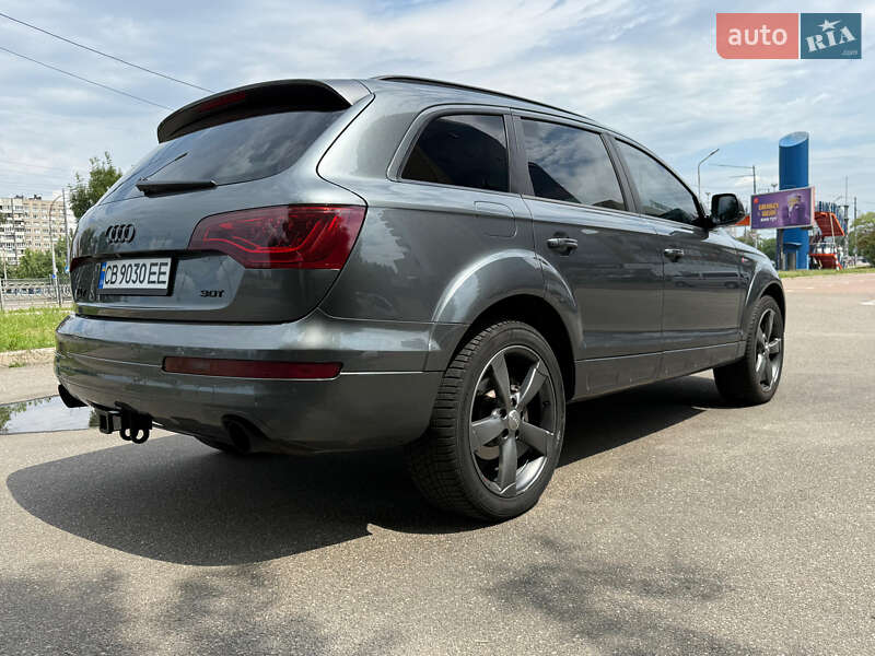 Внедорожник / Кроссовер Audi Q7 2014 в Киеве