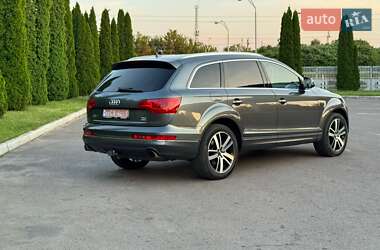 Внедорожник / Кроссовер Audi Q7 2013 в 