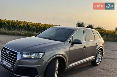 Внедорожник / Кроссовер Audi Q7 2017 в 