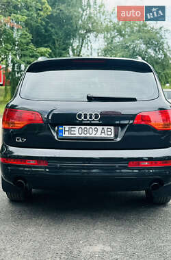 Внедорожник / Кроссовер Audi Q7 2006 в 