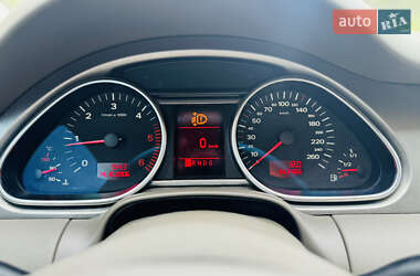 Внедорожник / Кроссовер Audi Q7 2006 в 