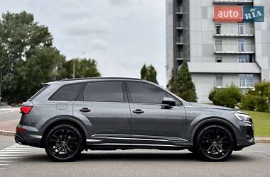 Внедорожник / Кроссовер Audi Q7 2025 в 