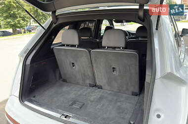 Внедорожник / Кроссовер Audi Q7 2020 в 