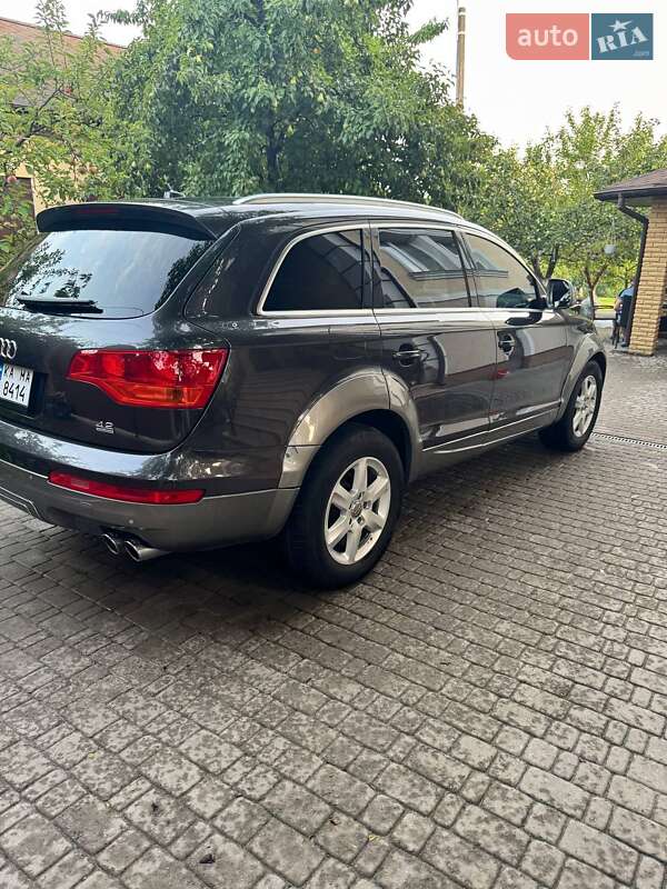 Позашляховик / Кросовер Audi Q7 2007 в Житомирі фото 4 Позашляховик / Кросовер Audi Q7 2007 в Житомирі