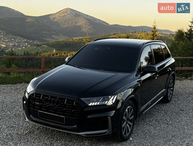 Audi Q7 2021