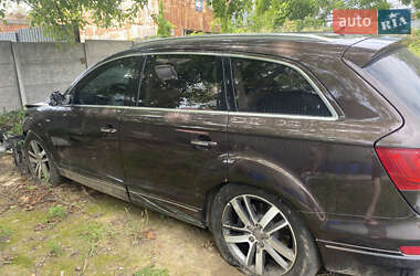 Внедорожник / Кроссовер Audi Q7 2011 в 