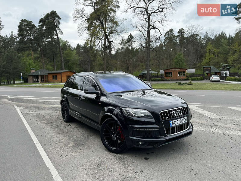 Внедорожник / Кроссовер Audi Q7 2010 в Луцке