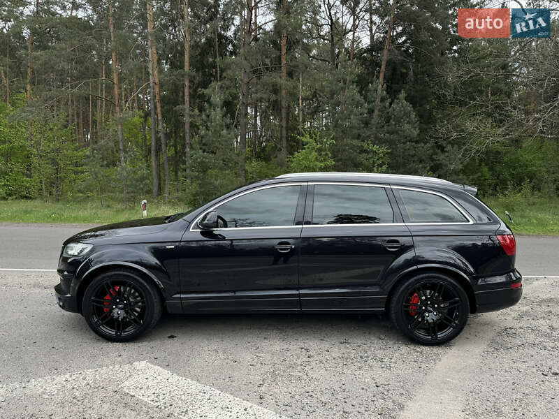 Внедорожник / Кроссовер Audi Q7 2010 в Луцке