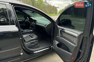 Внедорожник / Кроссовер Audi Q7 2010 в 
