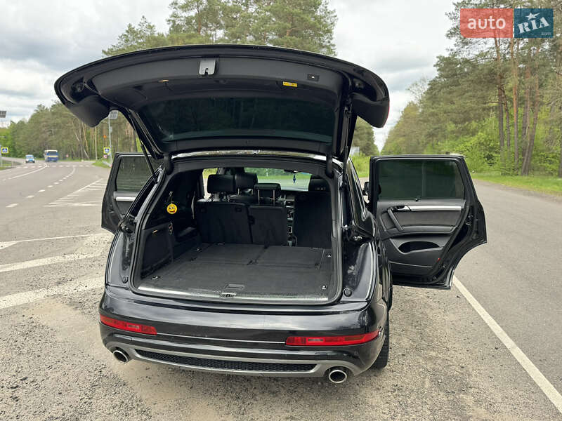 Внедорожник / Кроссовер Audi Q7 2010 в Луцке
