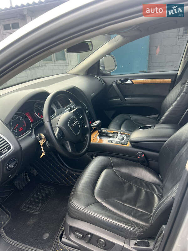 Внедорожник / Кроссовер Audi Q7 2007 в Борисполе