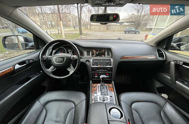 Внедорожник / Кроссовер Audi Q7 2014 в 