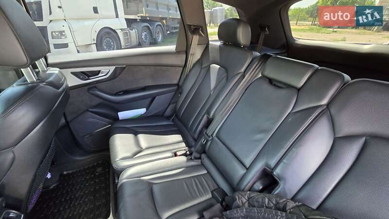 Позашляховик / Кросовер Audi Q7 2018 в Кропивницькому