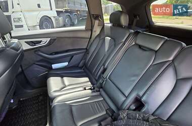Внедорожник / Кроссовер Audi Q7 2018 в 