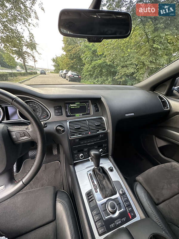 Внедорожник / Кроссовер Audi Q7 2006 в Киеве