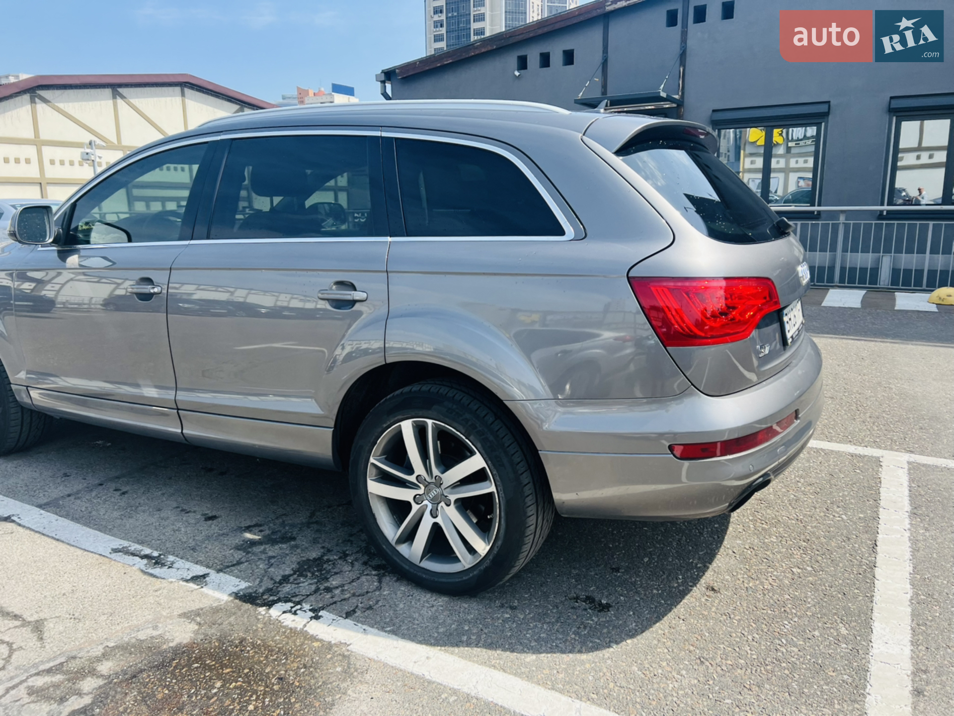 2010 Audi Q7 - мініатюра 13