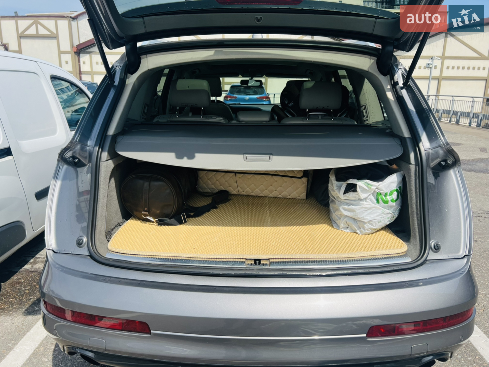 2010 Audi Q7 - мініатюра 27