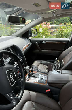 Внедорожник / Кроссовер Audi Q7 2015 в 