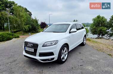 Внедорожник / Кроссовер Audi Q7 2010 в 