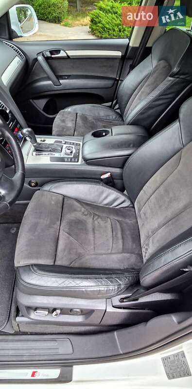 Позашляховик / Кросовер Audi Q7 2010 в Кременчуці