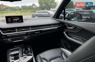 Внедорожник / Кроссовер Audi Q7 2019 в 
