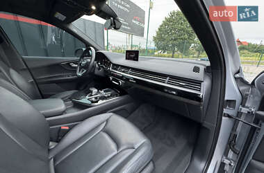 Внедорожник / Кроссовер Audi Q7 2019 в 