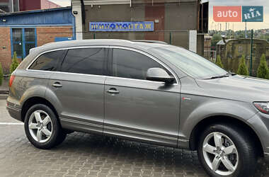 Внедорожник / Кроссовер Audi Q7 2014 в 