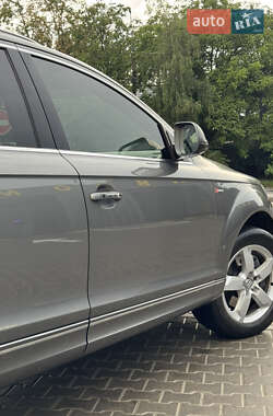 Внедорожник / Кроссовер Audi Q7 2014 в 