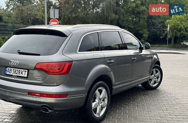 Внедорожник / Кроссовер Audi Q7 2014 в 