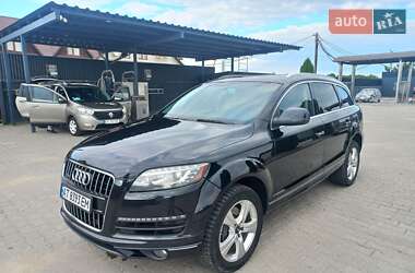 Внедорожник / Кроссовер Audi Q7 2014 в 