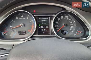 Внедорожник / Кроссовер Audi Q7 2015 в 