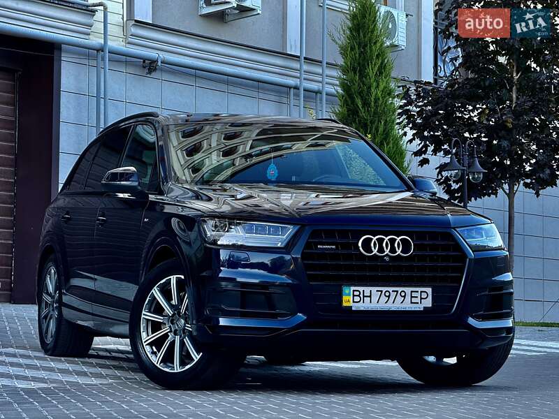 Позашляховик / Кросовер Audi Q7 2017 в Одесі