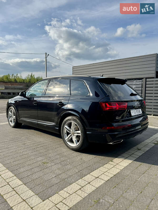 Внедорожник / Кроссовер Audi Q7 2018 в Вараше фото 5 Внедорожник / Кроссовер Audi Q7 2018 в Вараше