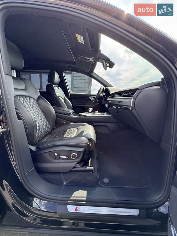 Внедорожник / Кроссовер Audi Q7 2018 в Вараше фото 18 Внедорожник / Кроссовер Audi Q7 2018 в Вараше