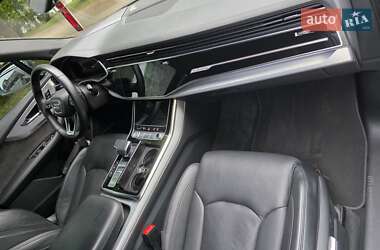 Внедорожник / Кроссовер Audi Q7 2020 в 