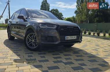 Позашляховик / Кросовер Audi Q7 2016 в Вінниці