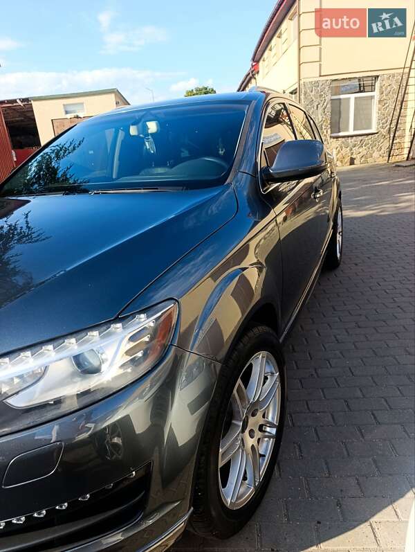 Внедорожник / Кроссовер Audi Q7 2014 в Владимире