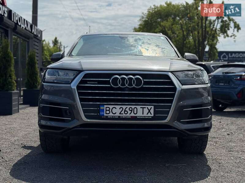 Позашляховик / Кросовер Audi Q7 2016 в Львові
