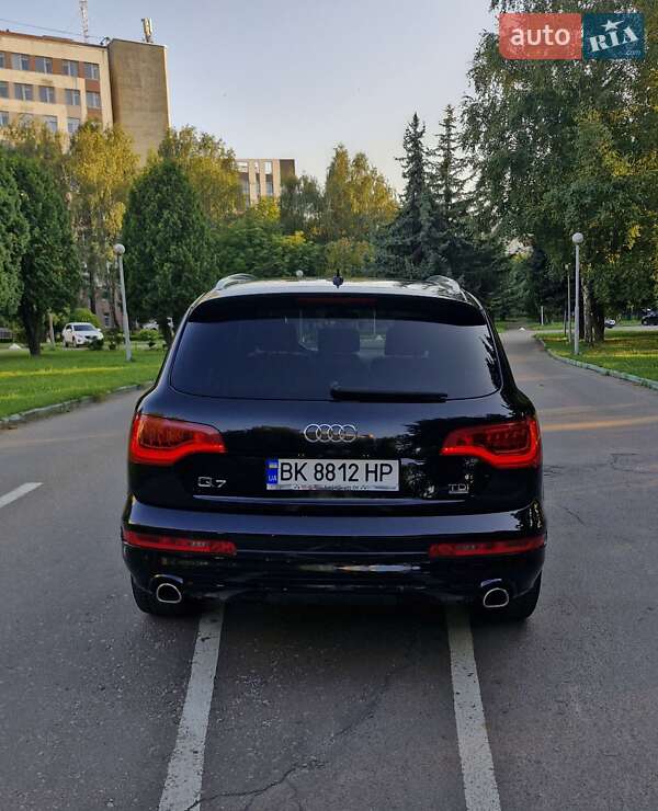Внедорожник / Кроссовер Audi Q7 2014 в Ровно