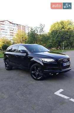 Внедорожник / Кроссовер Audi Q7 2014 в 