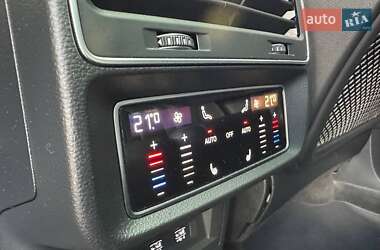 Внедорожник / Кроссовер Audi Q7 2020 в 
