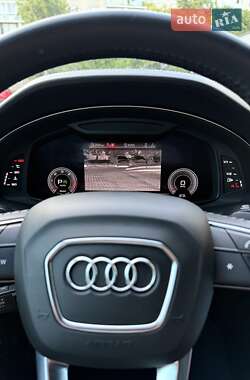 Внедорожник / Кроссовер Audi Q7 2020 в 
