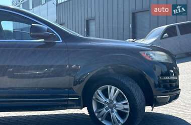 Внедорожник / Кроссовер Audi Q7 2011 в 