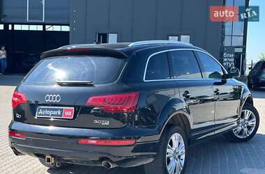 Внедорожник / Кроссовер Audi Q7 2011 в 